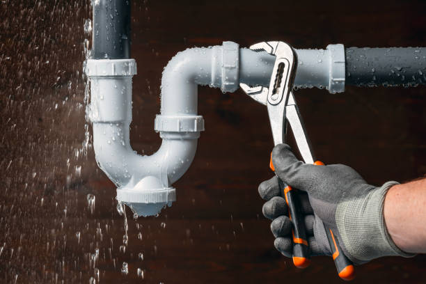 Professional Drain Cleaning technician working in Bloomington, NY